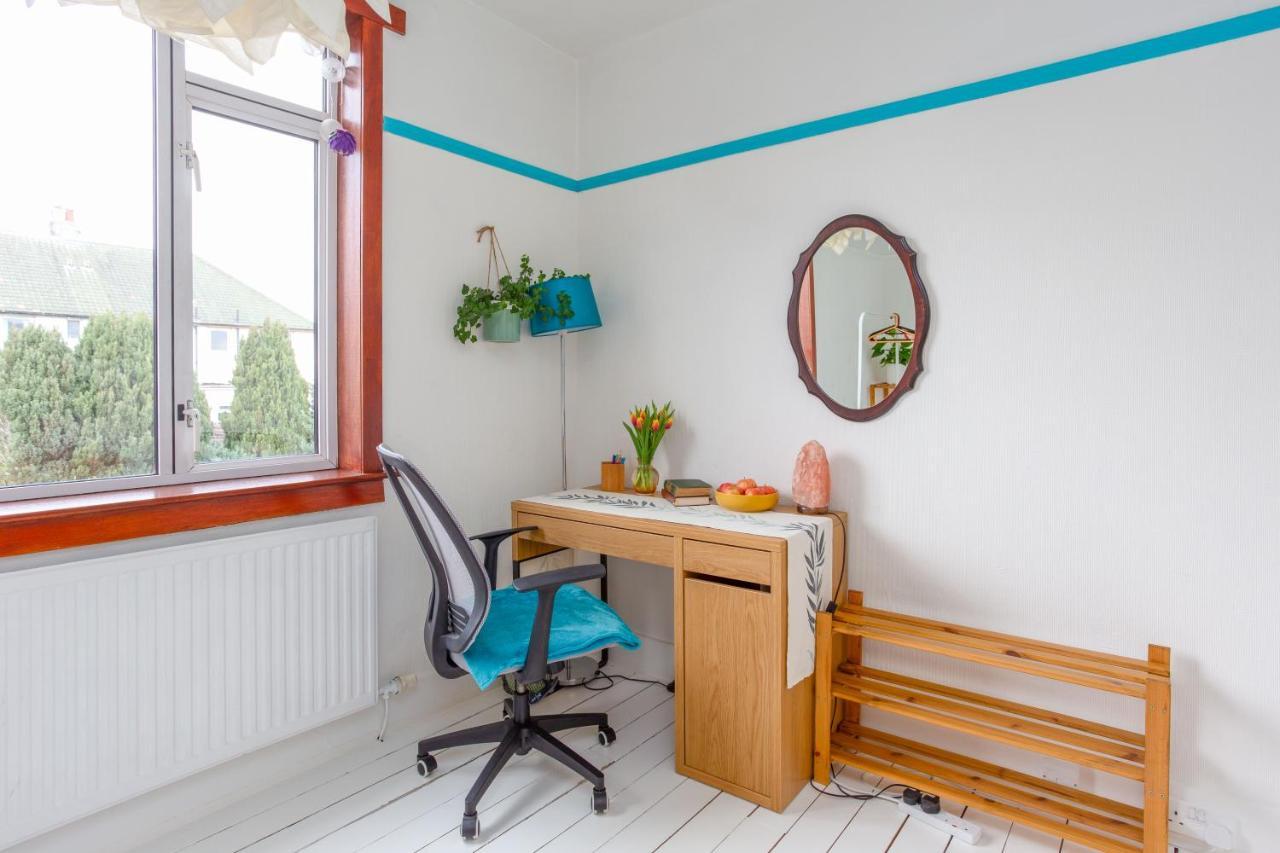 Bright & Spacious Double Room With Garden View- Close To Airport & City Centre 爱丁堡 外观 照片