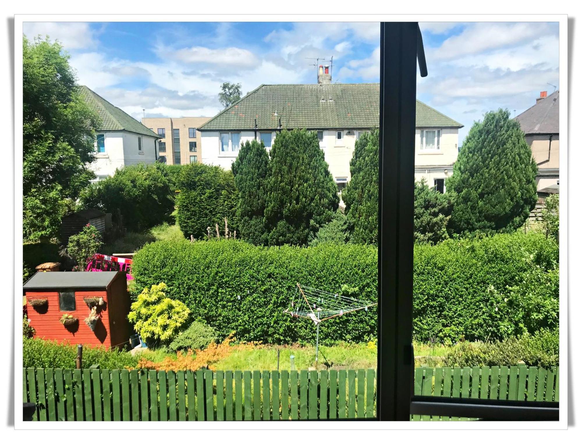 Bright & Spacious Double Room With Garden View- Close To Airport & City Centre 爱丁堡 外观 照片